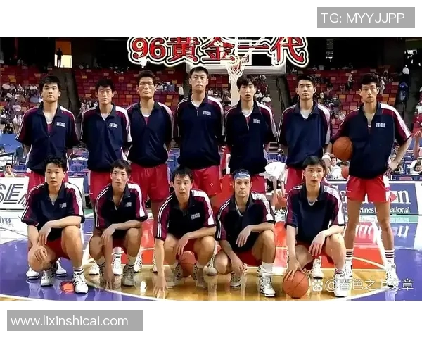 今夏篮球赛场上最闪耀的明星球员盘点与精彩表现分析